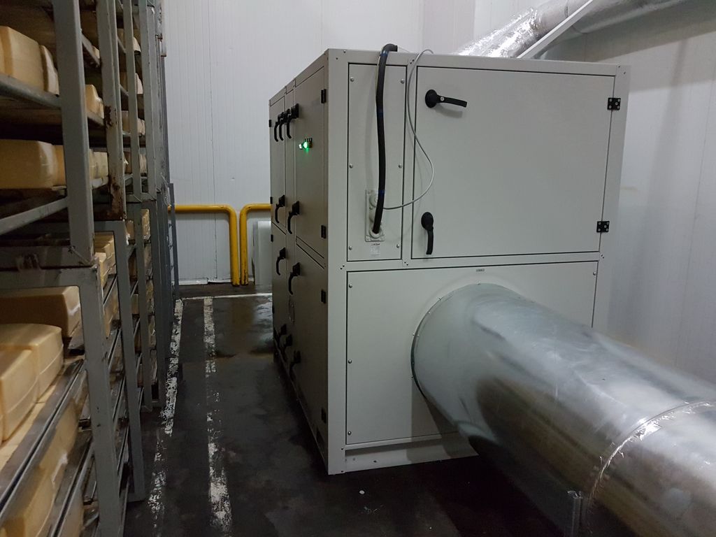 контроль вологи при виробництві сира