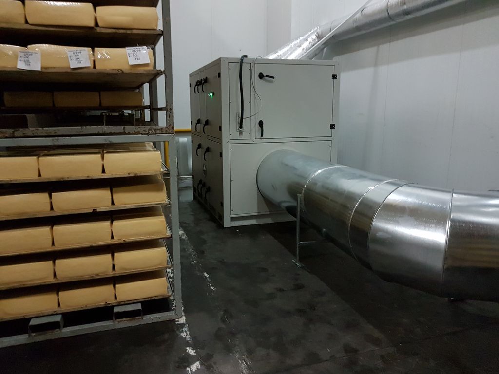 Осушувач повітря для виробництва сиру